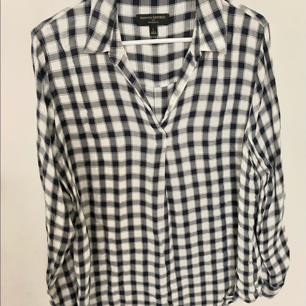 Banana Republic long sleeve shirt Size L